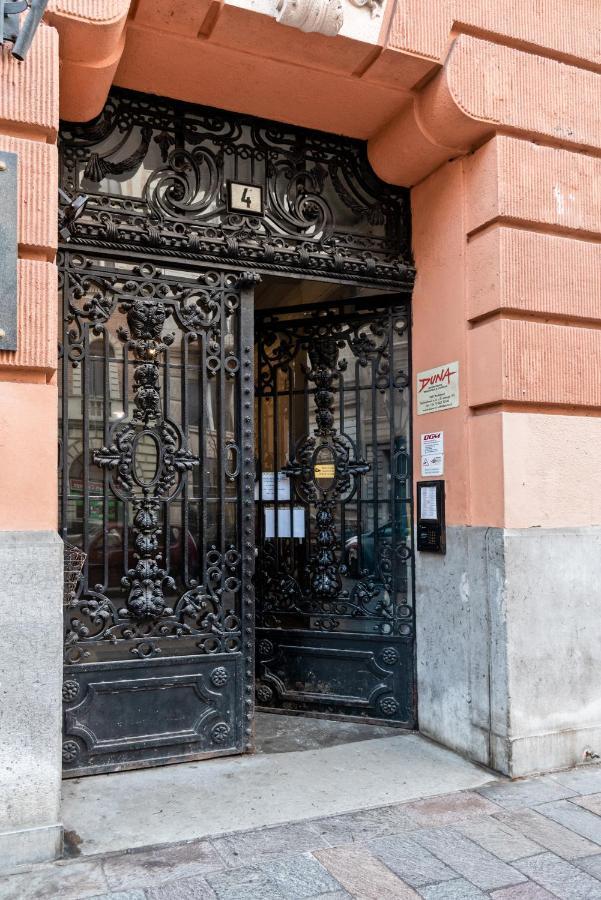 Danubius Grand Astoria Budapest Exterior photo