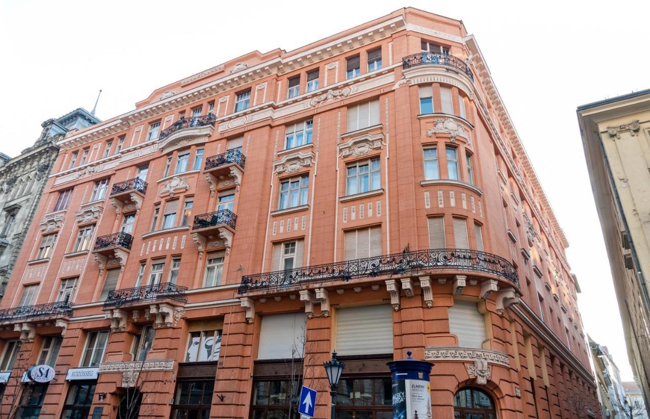 Danubius Grand Astoria Budapest Exterior photo